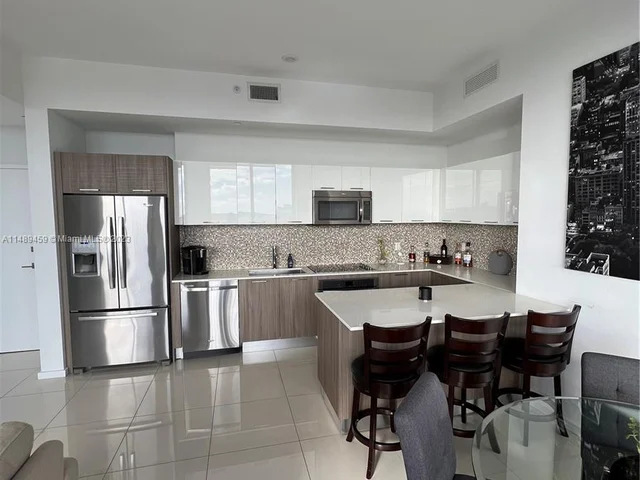 5252 NW 85th Ave # 2105, Doral FL 33166