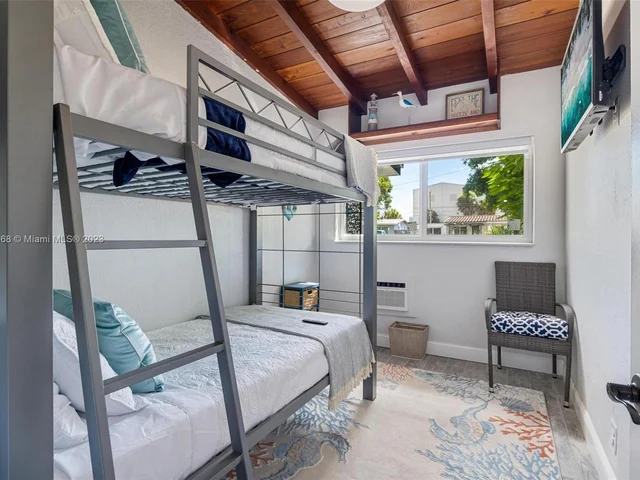 805 SW 22nd Ave, Fort Lauderdale FL 33312