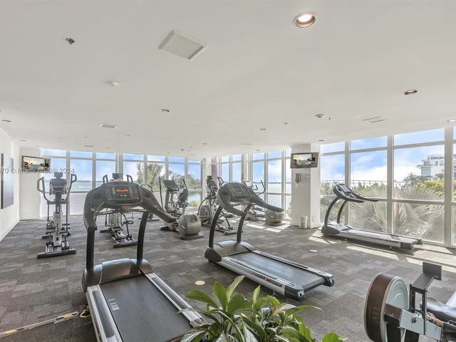 1155 Brickell Bay Dr # 903, Miami FL 33131