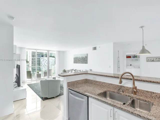 1155 Brickell Bay Dr # 903, Miami FL 33131