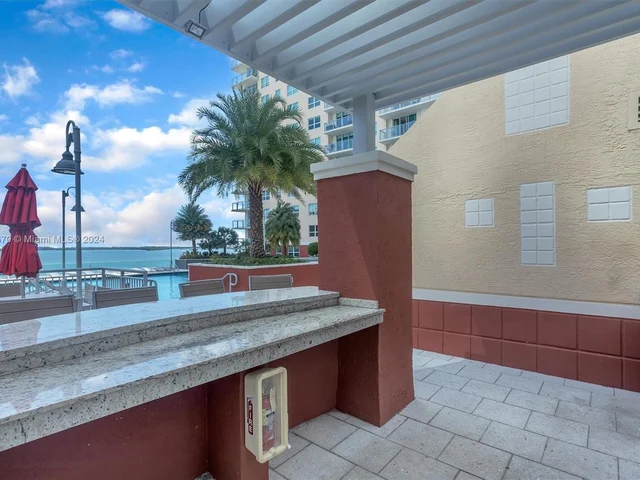 1155 Brickell Bay Dr # 903, Miami FL 33131