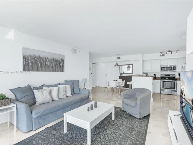 1155 Brickell Bay Dr # 903, Miami FL 33131