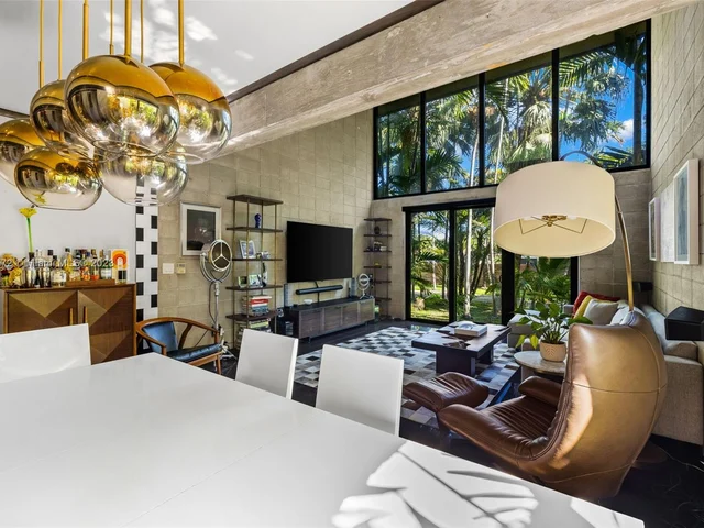 14560 NE 3rd Ct, Miami FL 33161