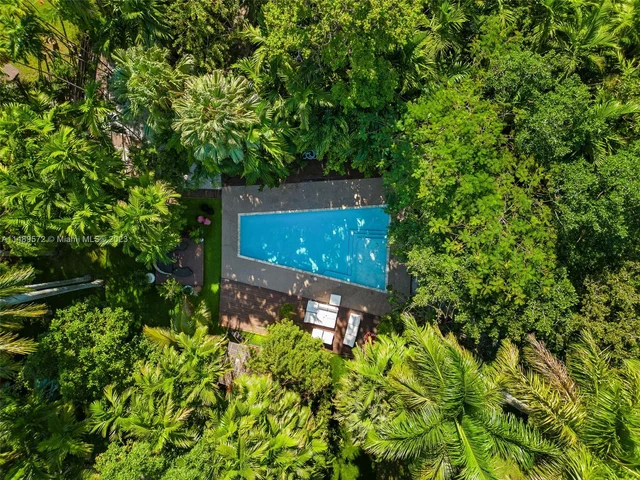 14560 NE 3rd Ct, Miami FL 33161