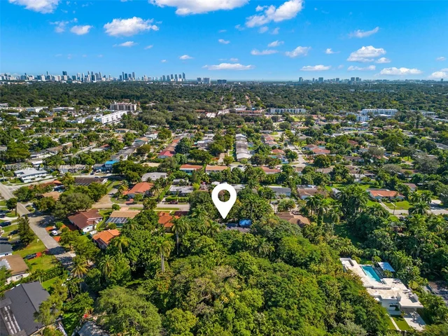 14560 NE 3rd Ct, Miami FL 33161