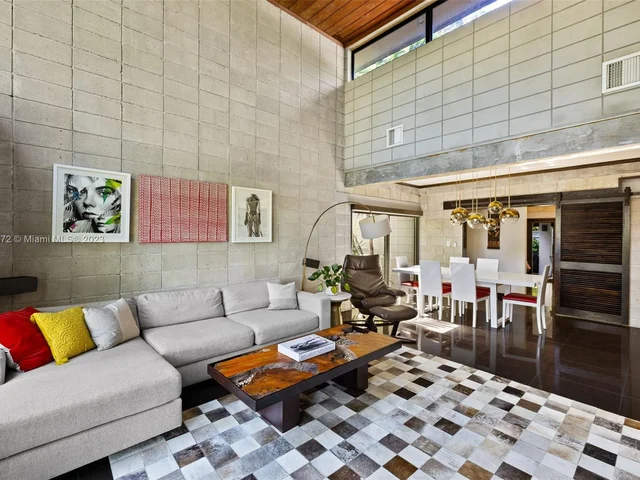 14560 NE 3rd Ct, Miami FL 33161