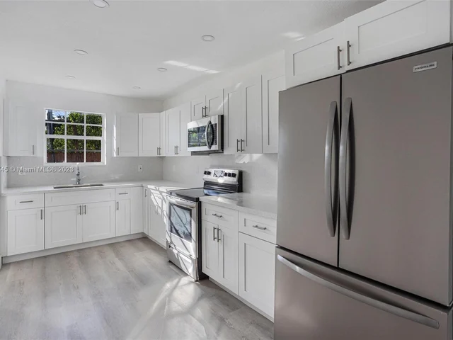 4840 NW 13th St, Lauderhill FL 33313