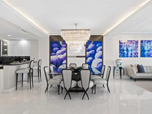 2711 S Ocean Dr # 2004, Hollywood FL 33019