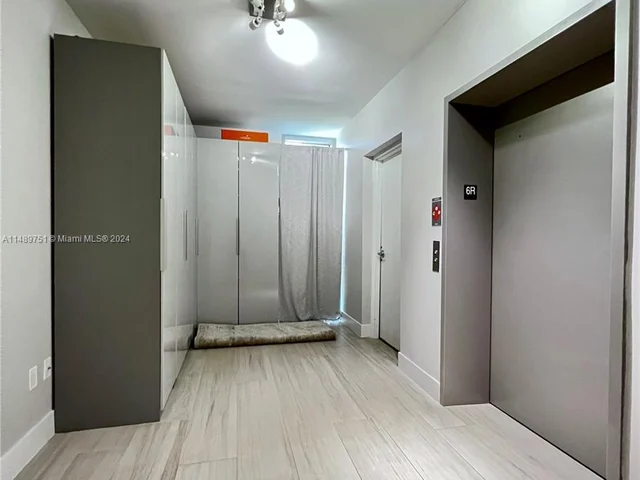 16385 Biscayne Blvd # 607, North Miami Beach FL 33160