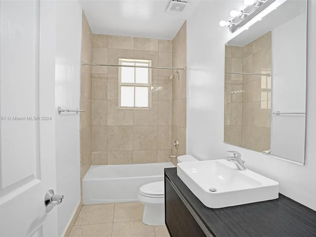 3547 Forest View Cir # 0, Dania Beach FL 33312