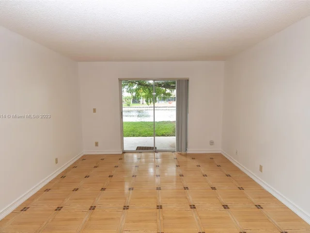 7630 Westwood Dr # 303, Tamarac FL 33321