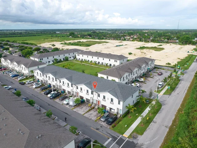 1110 SW 7th Ct, Florida City FL 33034