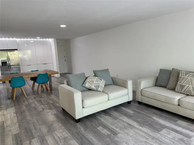 555 NE 123rd St # A, North Miami FL 33161