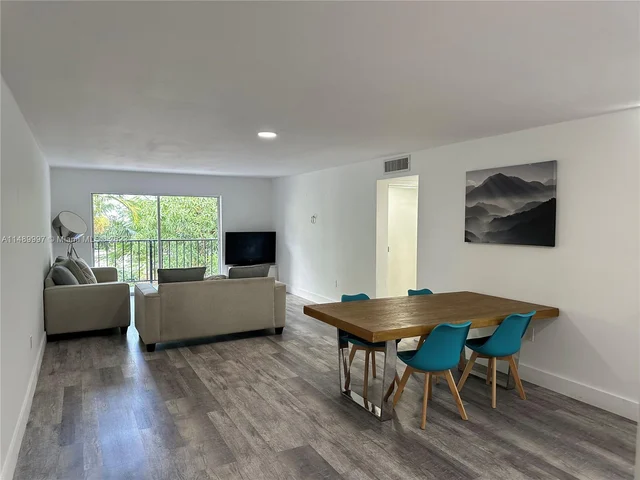 555 NE 123rd St # A, North Miami FL 33161