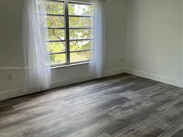 555 NE 123rd St # A, North Miami FL 33161