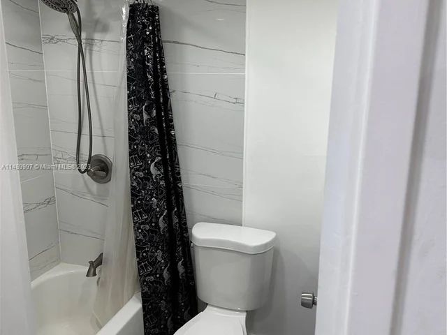 555 NE 123rd St # A, North Miami FL 33161