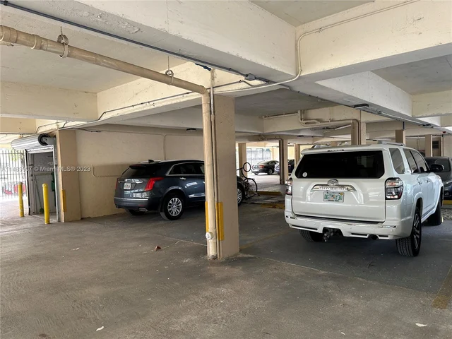 555 NE 123rd St # A, North Miami FL 33161