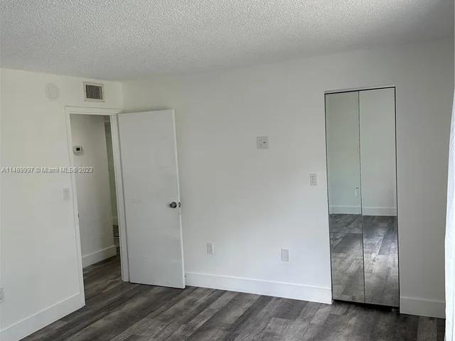 555 NE 123rd St # A, North Miami FL 33161