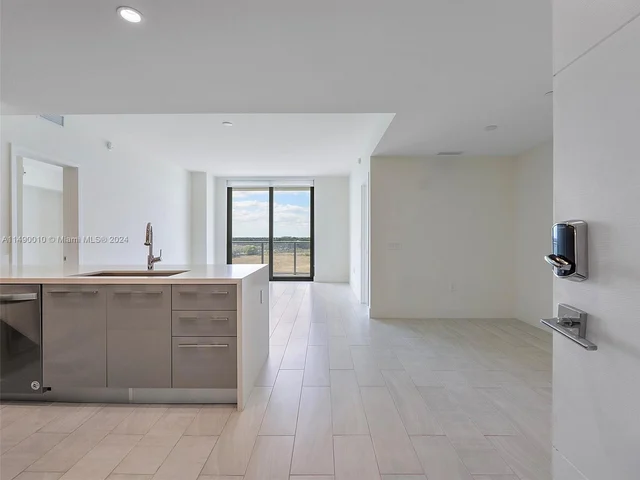 2000 METROPICA WAY # 506, Sunrise FL 33323