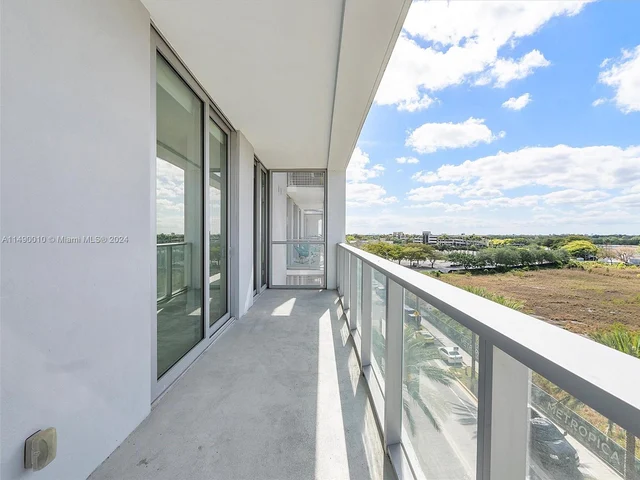 2000 METROPICA WAY # 506, Sunrise FL 33323