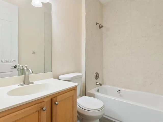 129 Evergrene Pkwy # 129, Palm Beach Gardens FL 33410