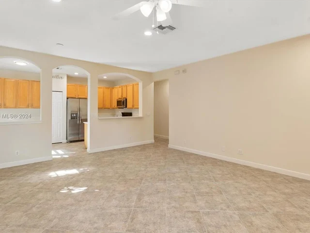 129 Evergrene Pkwy # 129, Palm Beach Gardens FL 33410