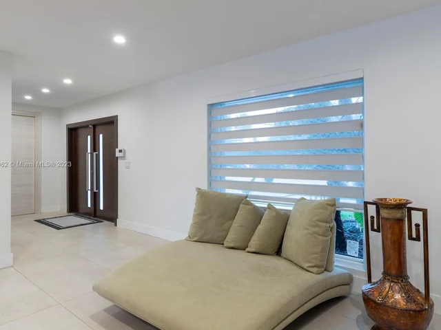 2225 Arch Creek Dr, North Miami FL 33181