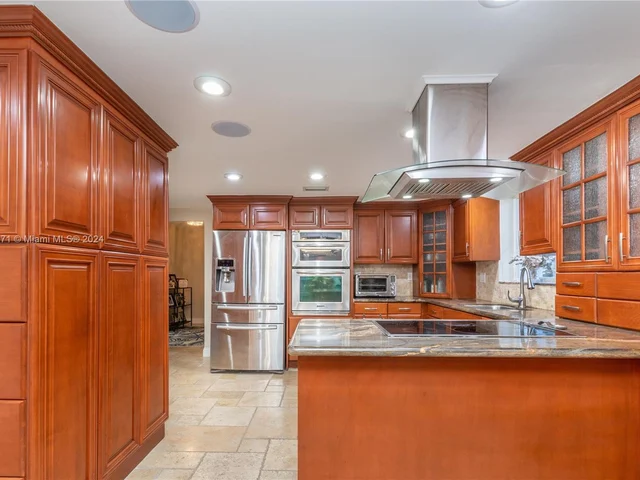 2780 NE 183rd St # 117, Aventura FL 33160