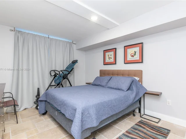 2780 NE 183rd St # 117, Aventura FL 33160