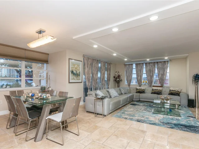 2780 NE 183rd St # 117, Aventura FL 33160