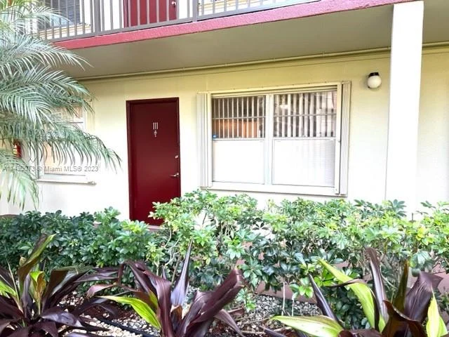 151 SW 135th Ter # 111T, Pembroke Pines FL 33027