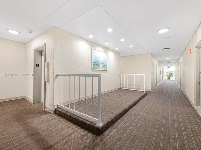 7900 Camino Cir # 310, Miami FL 33143