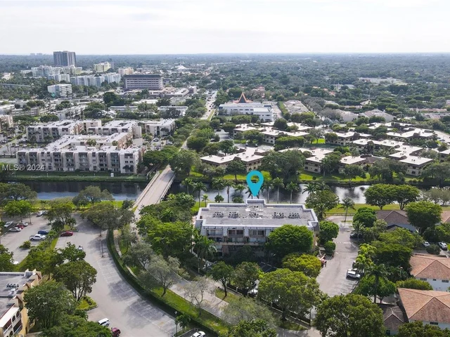 7900 Camino Cir # 310, Miami FL 33143