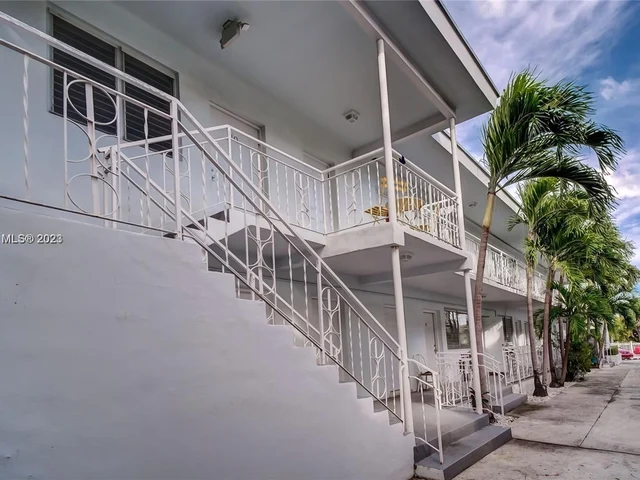 790 81st St # 6, Miami Beach FL 33141