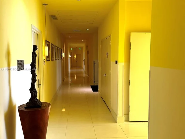 475 Brickell Ave # 4609, Miami FL 33131