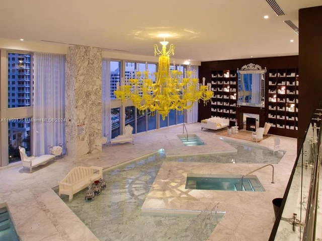 475 Brickell Ave # 4609, Miami FL 33131