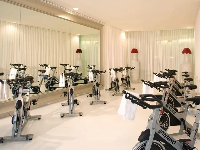 475 Brickell Ave # 4609, Miami FL 33131