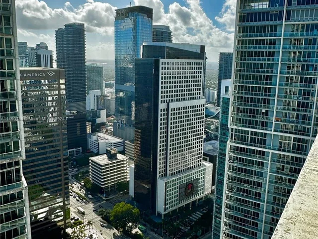 475 Brickell Ave # 4609, Miami FL 33131