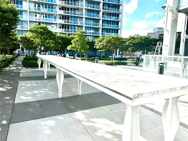 475 Brickell Ave # 4609, Miami FL 33131