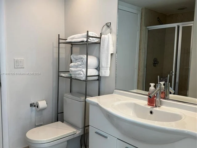 475 Brickell Ave # 4609, Miami FL 33131