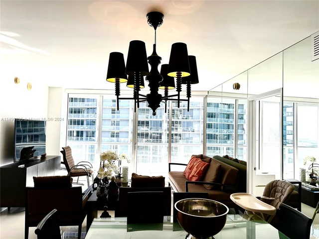 475 Brickell Ave # 4609, Miami FL 33131