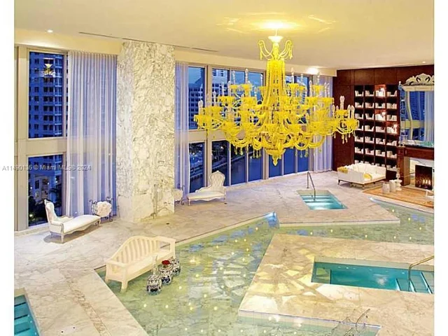 475 Brickell Ave # 4609, Miami FL 33131