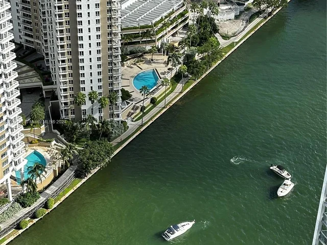 475 Brickell Ave # 4609, Miami FL 33131