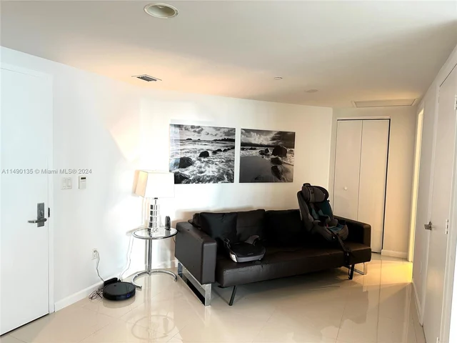 475 Brickell Ave # 4609, Miami FL 33131