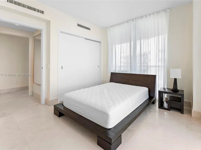 3801 Collins Ave # 706, Miami Beach FL 33140