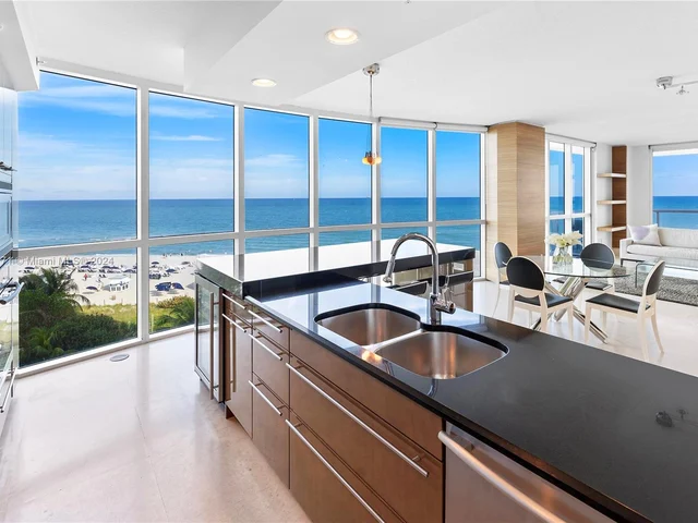 3801 Collins Ave # 706, Miami Beach FL 33140