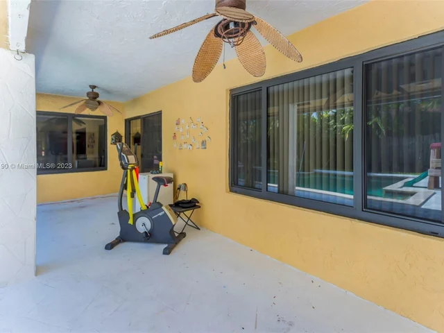 10485 SW 130th Ct, Miami FL 33186