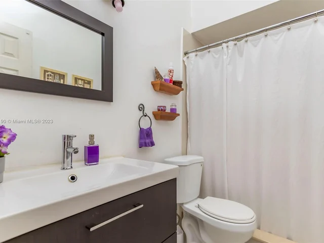 10485 SW 130th Ct, Miami FL 33186