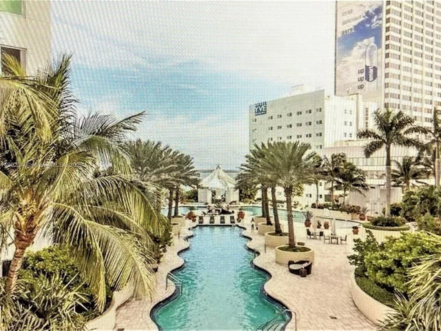 253 NE 2nd St # 608, Miami FL 33132