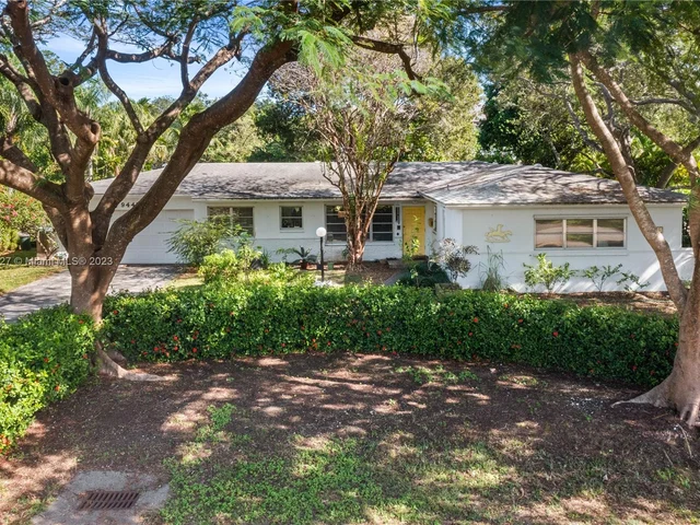 9445 SW 73rd Ave, Pinecrest FL 33156